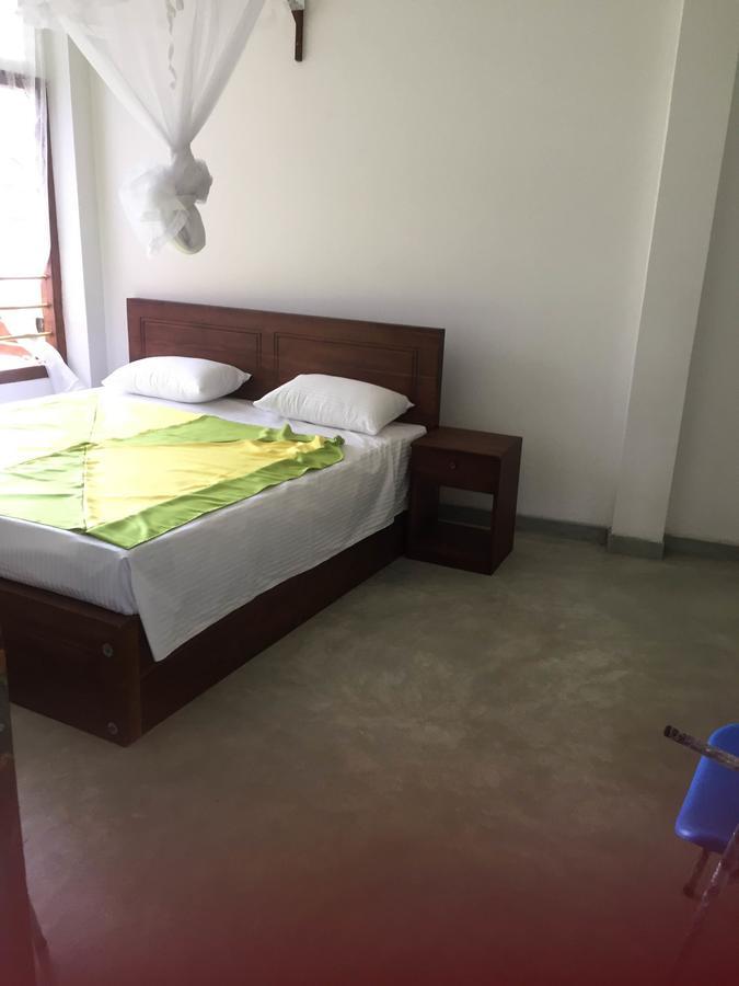 Mum&Dad House Hotel Dikwella Ngoại thất bức ảnh
