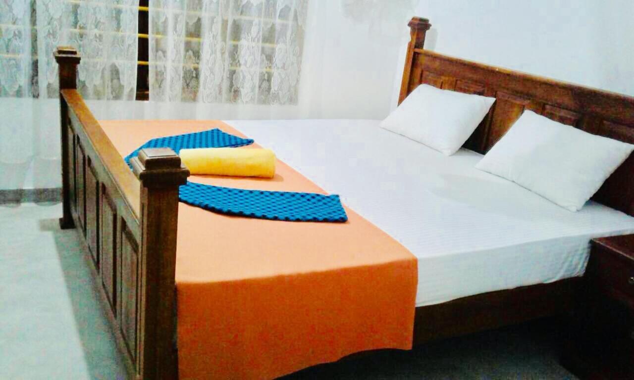 Mum&Dad House Hotel Dikwella Ngoại thất bức ảnh